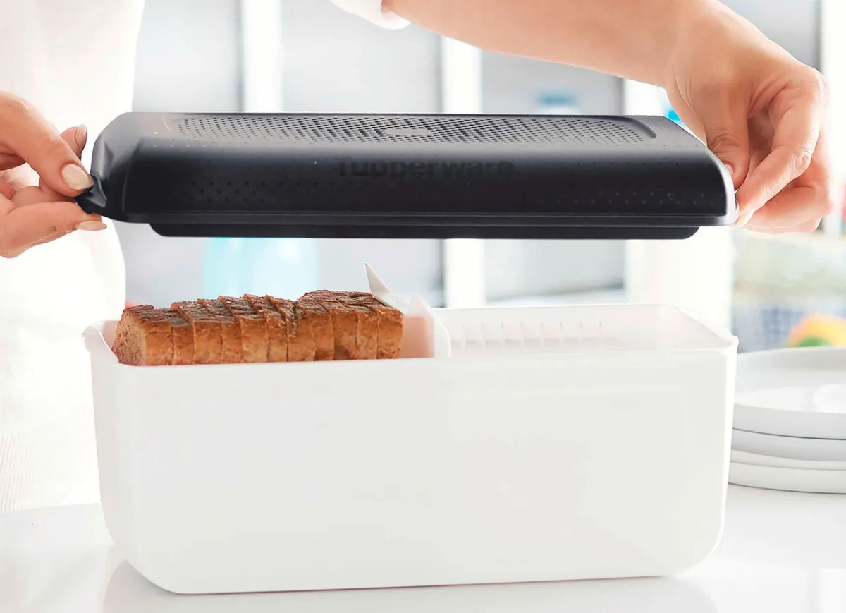 Clearance Tupperware BreadSmart Brotbehälter WEISS-SCHWARZ