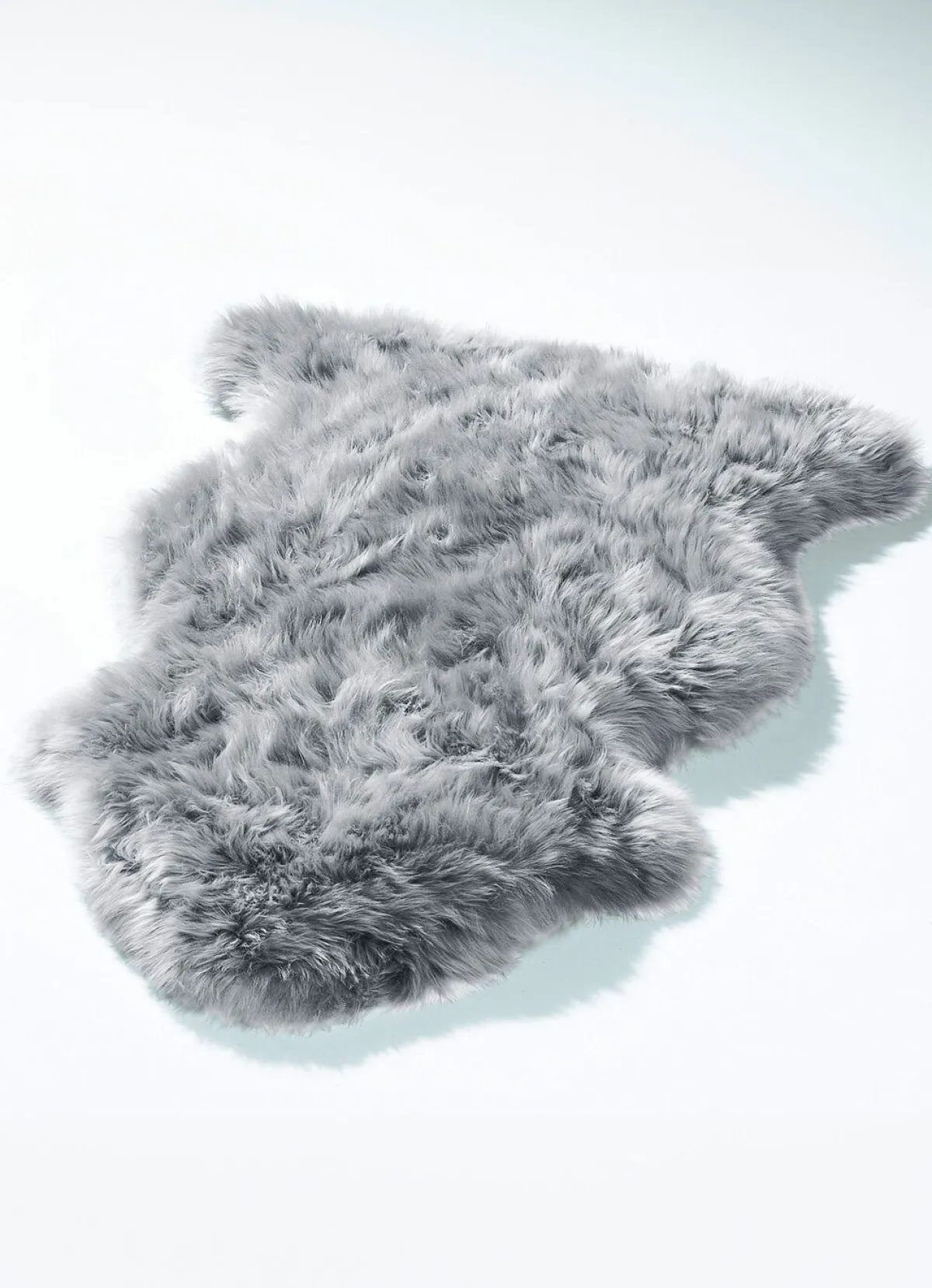 Best BADER Vorleger aus echtem Lammfell in Tierform SILBER
