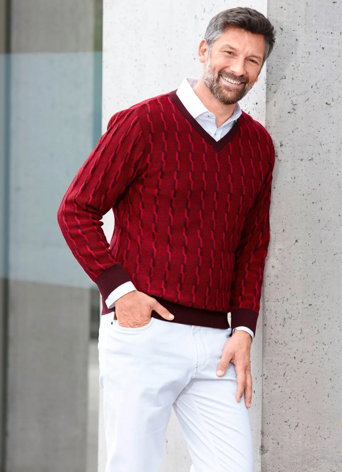 BADER V-Pullover mit markantem Halsausschnitt in 3 Farben ROT