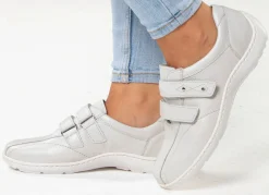 Best WALDLÄUFER Waldläufer, bequeme Damen-Slipper, Weite H, mit herausnehmbarem Fußbett NATURWEISS