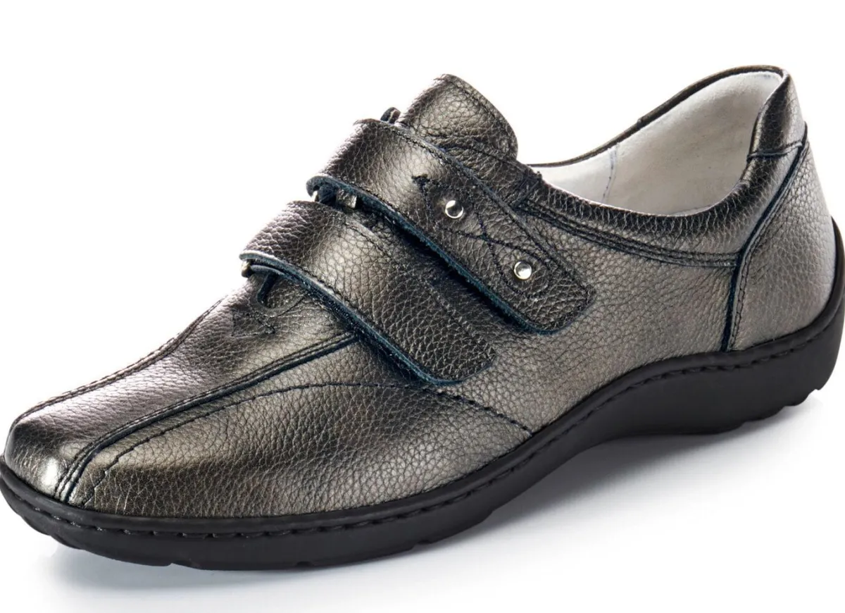 WALDLÄUFER Waldläufer, bequeme Damen-Slipper, Weite H, mit herausnehmbarem Fußbett ALTSILBER