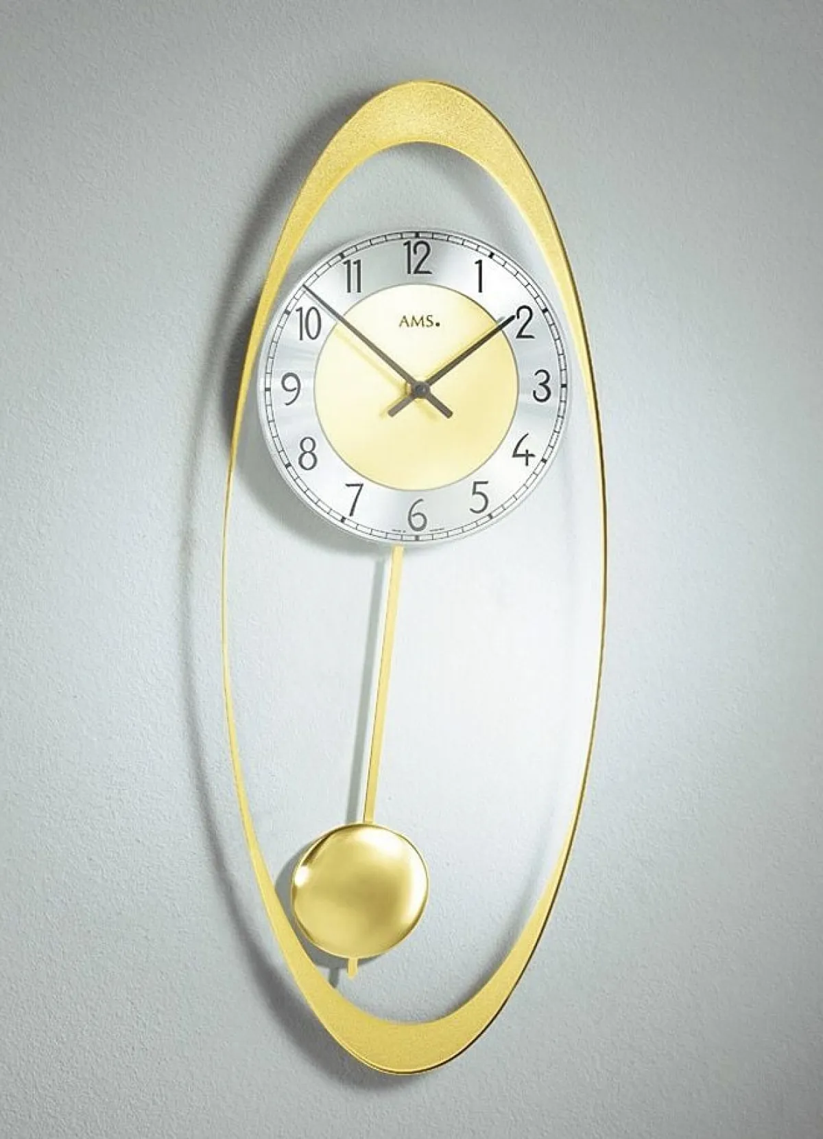 BADER Wanduhr aus hochwertigem Mineralglas GOLD
