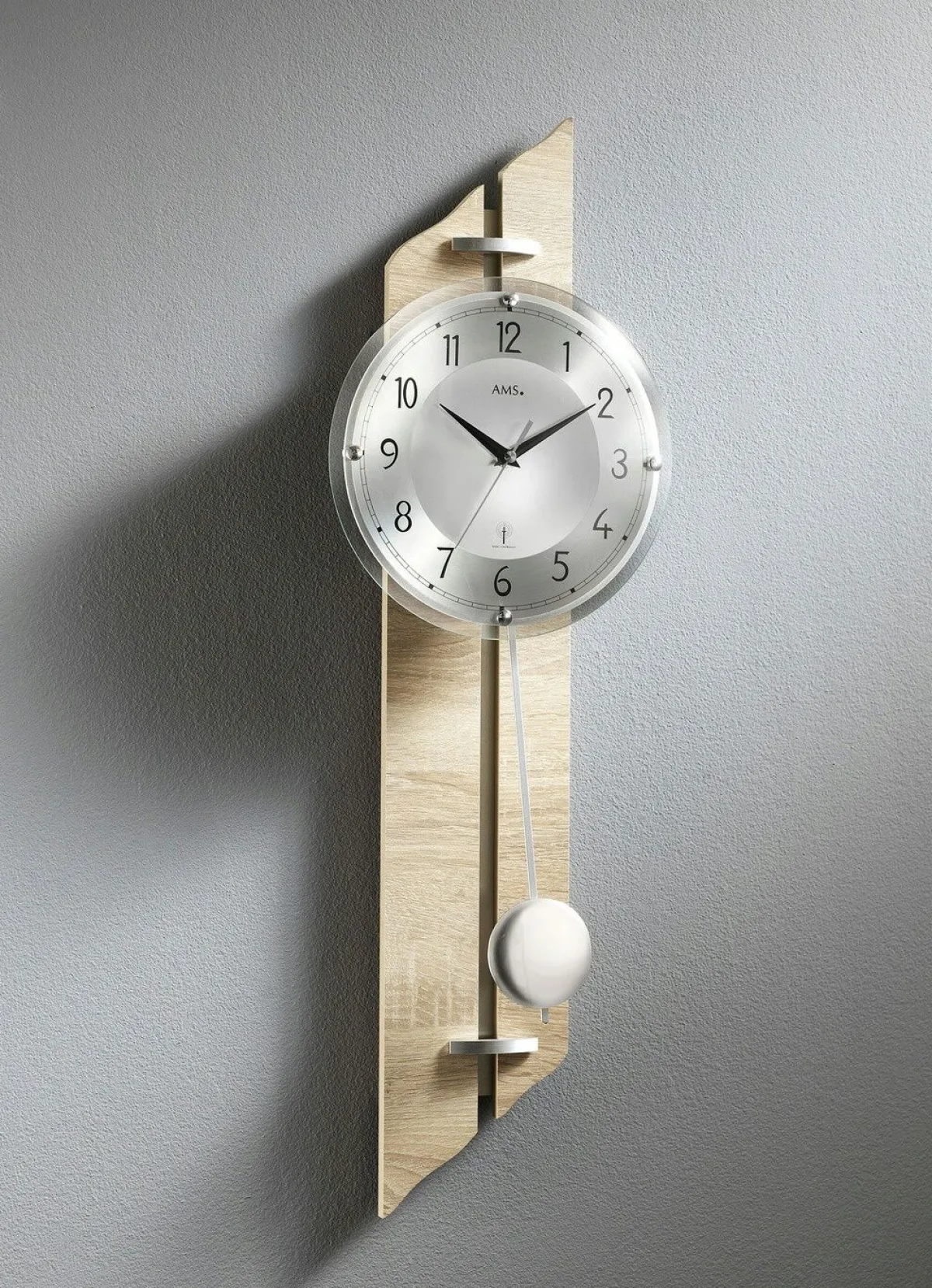 BADER Wanduhr mit Funkuhrwerk SONOMA